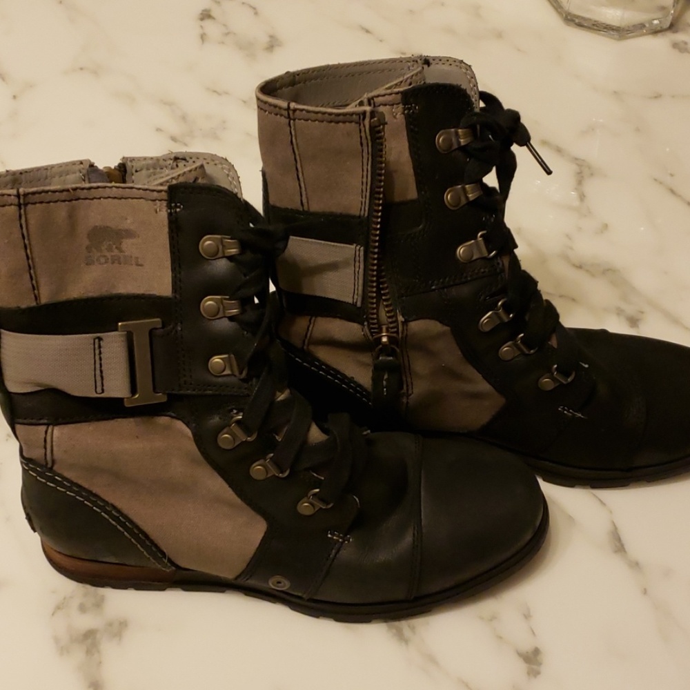 Womens SOREL Major Carly leather and canvas boot